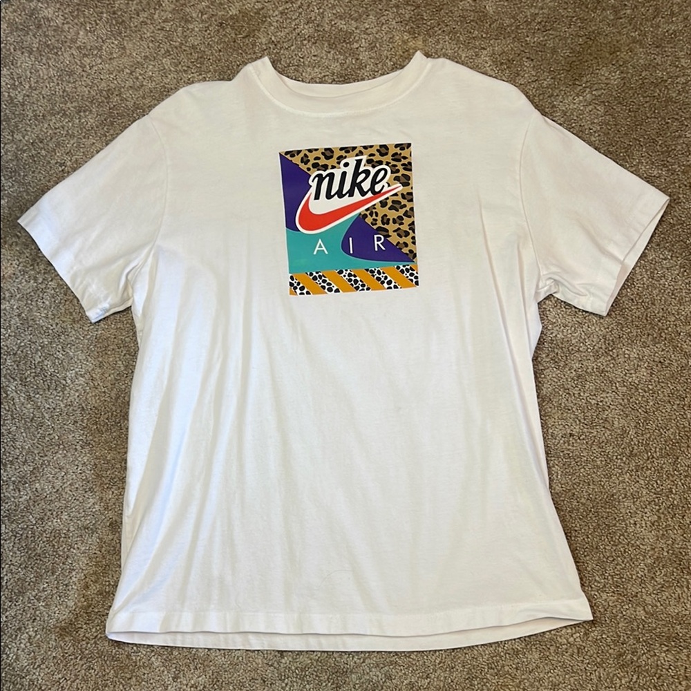 Nike White Graphic Men's T-Shirt